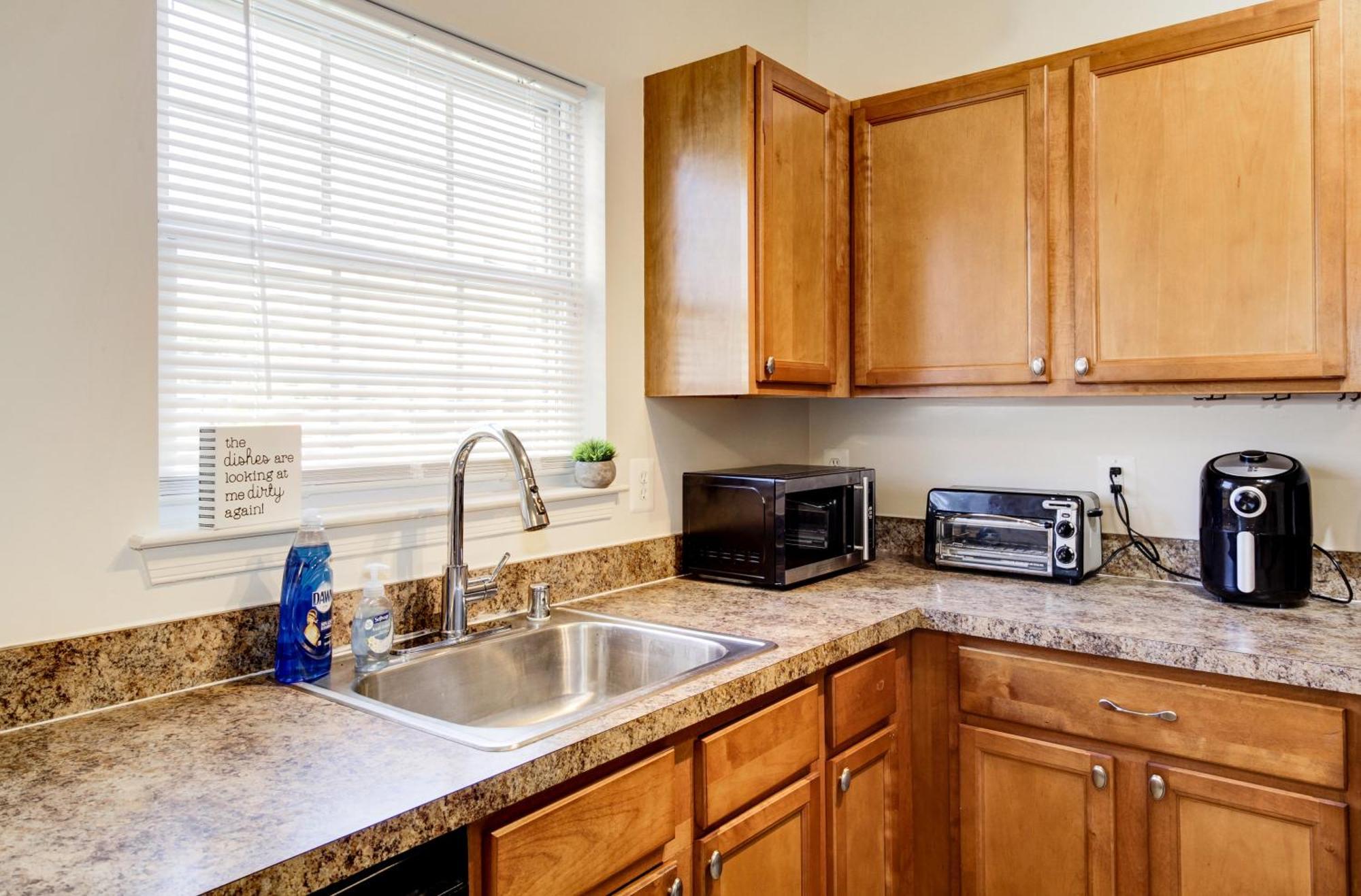Apartment Spacious Washington, D.c. Rowhome W/ Free Parking! Washington