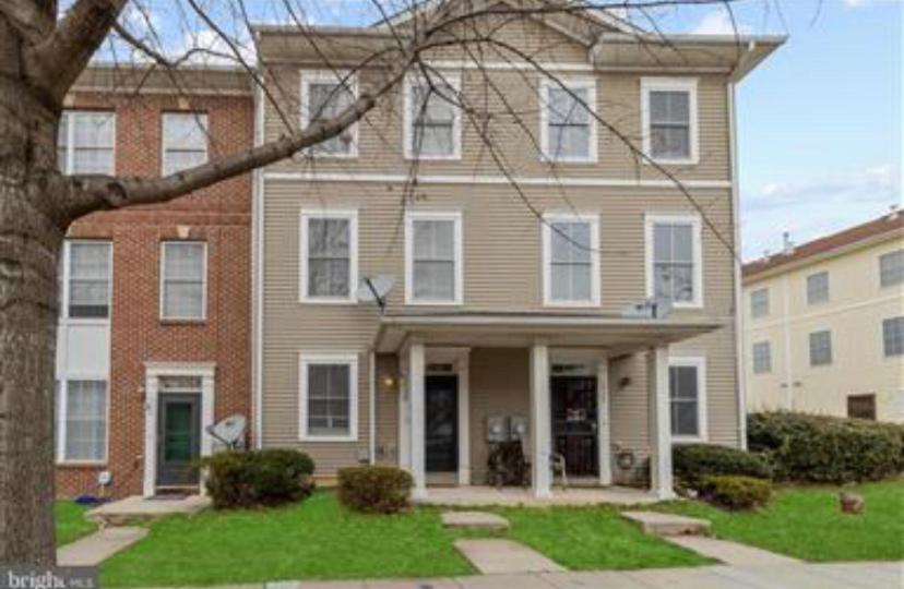 Spacious Washington, D.c. Rowhome W/ Free Parking!